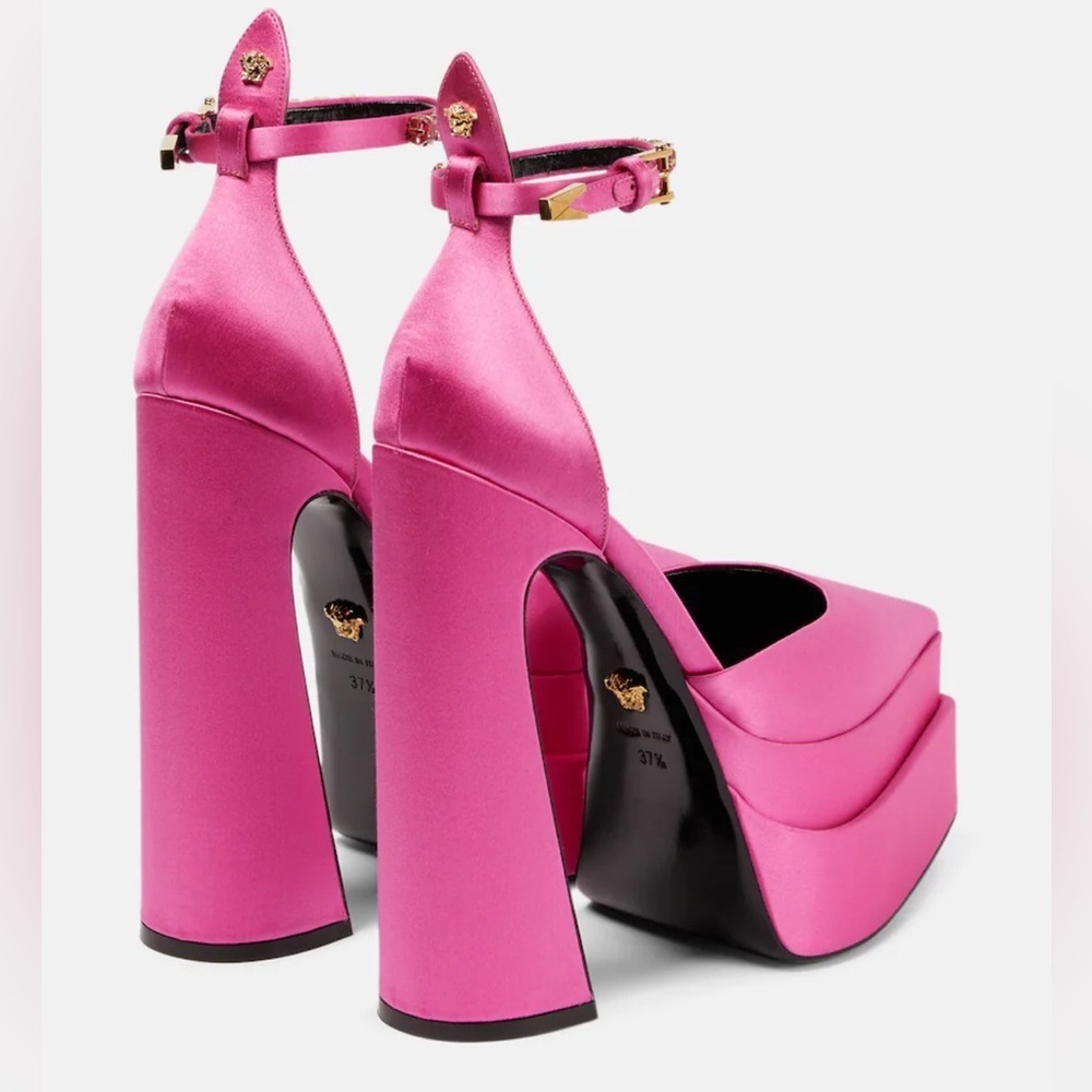 VERSACE Decollete Pink Lemonade Satin Platform Crystal Pointy Heels EU 40 - Picture 2 of 16